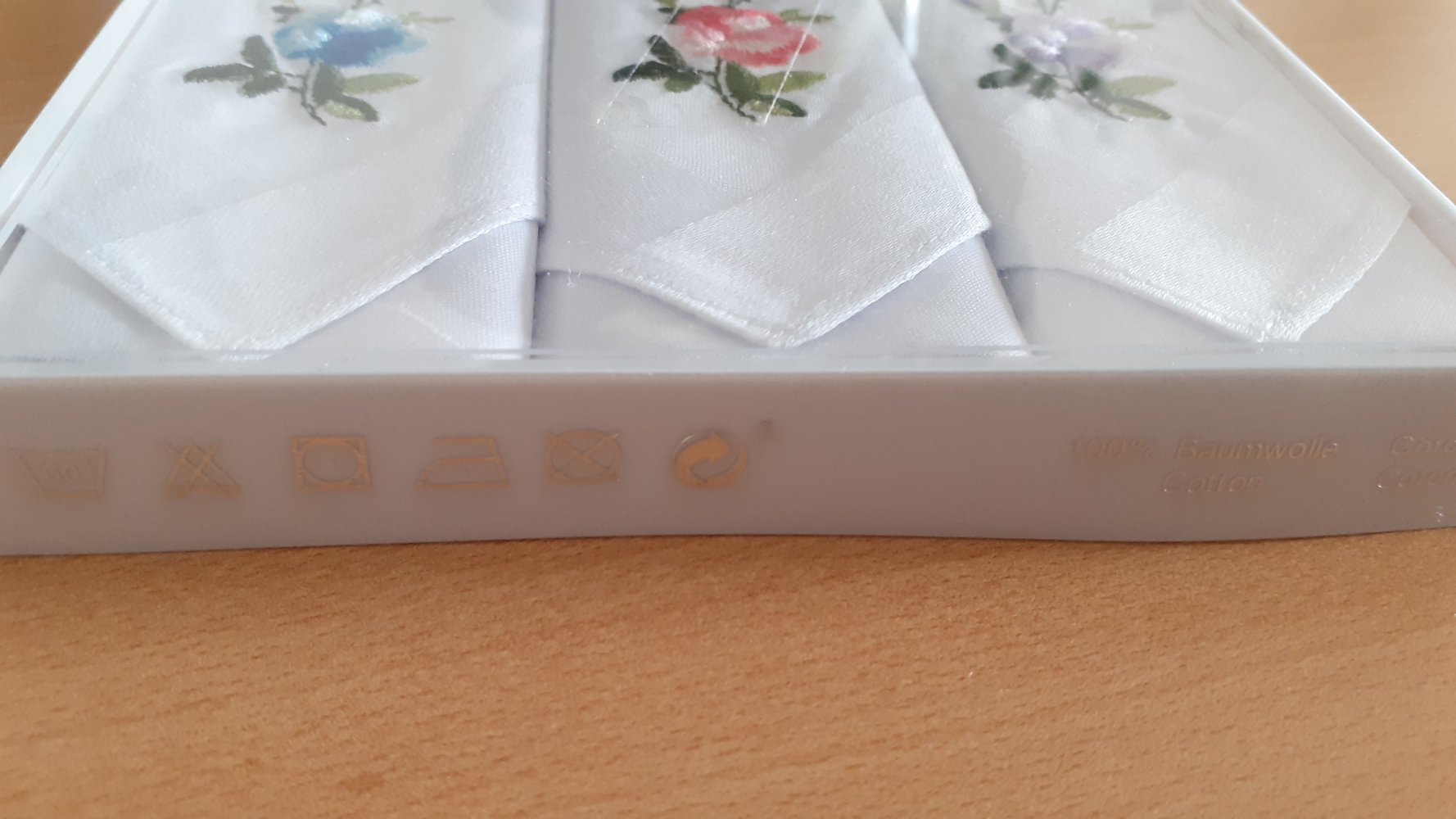 Taschentücher Neu