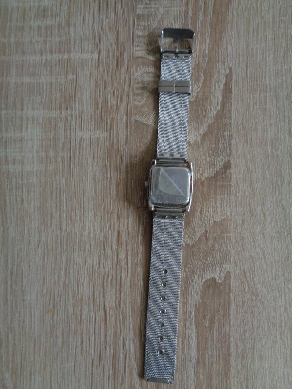Armbanduhr