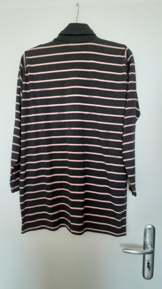 Langer Rollkragenpullover Gr. 36
