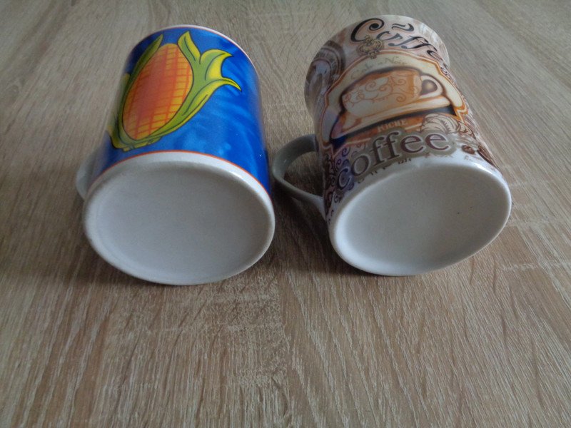2 Tassen 
