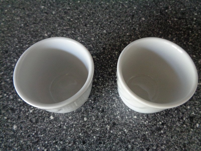 2 Eierbecher
