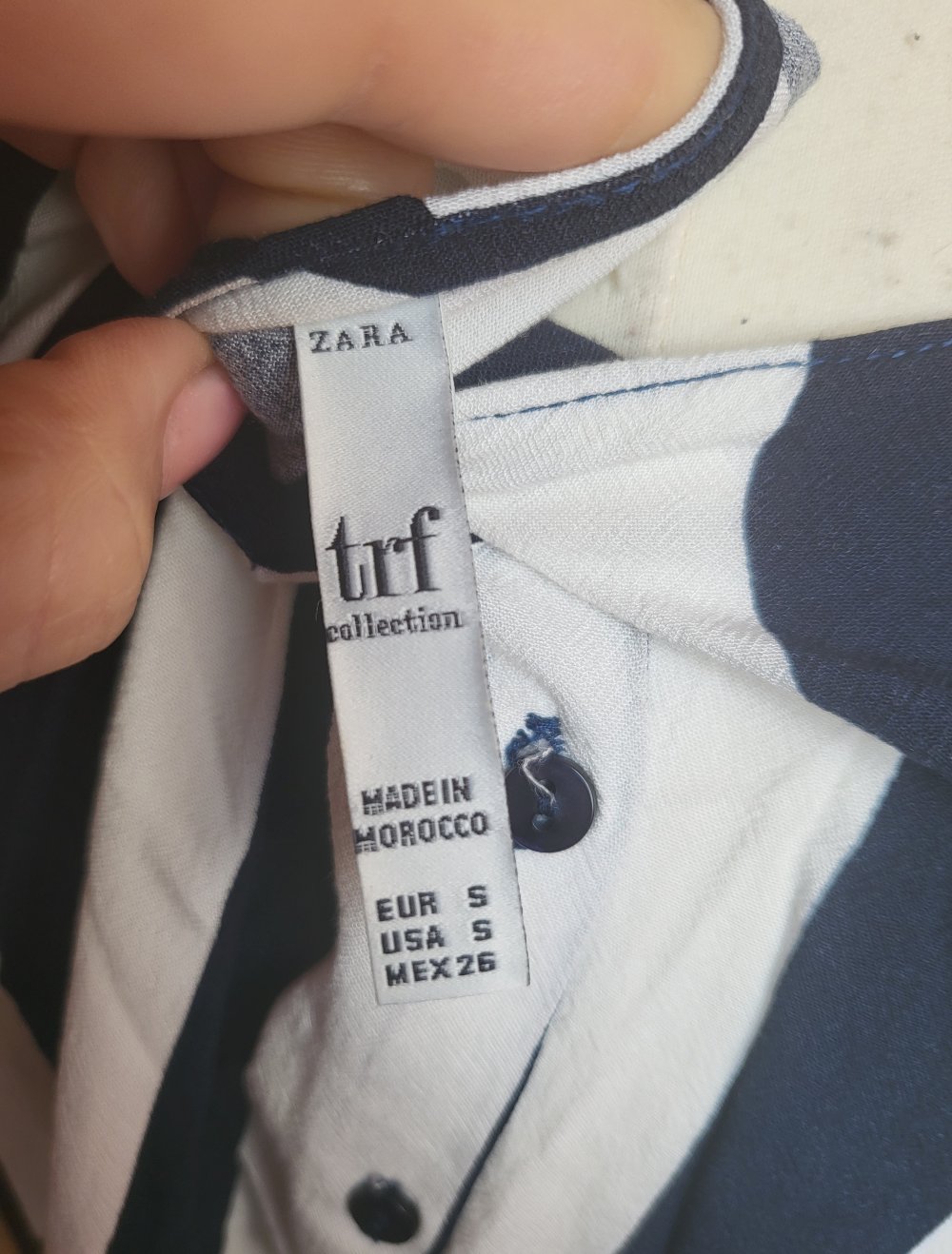 gestreiftes Shirt