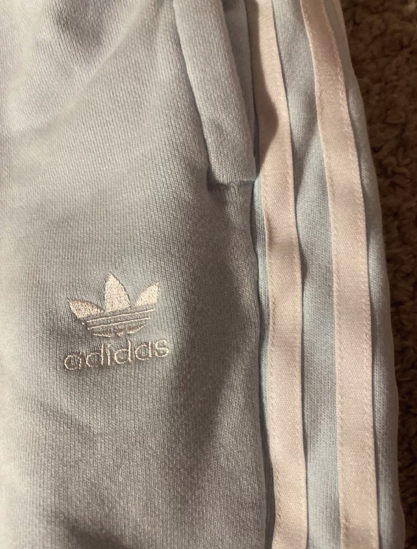 Adidas Jogginghose hellblau