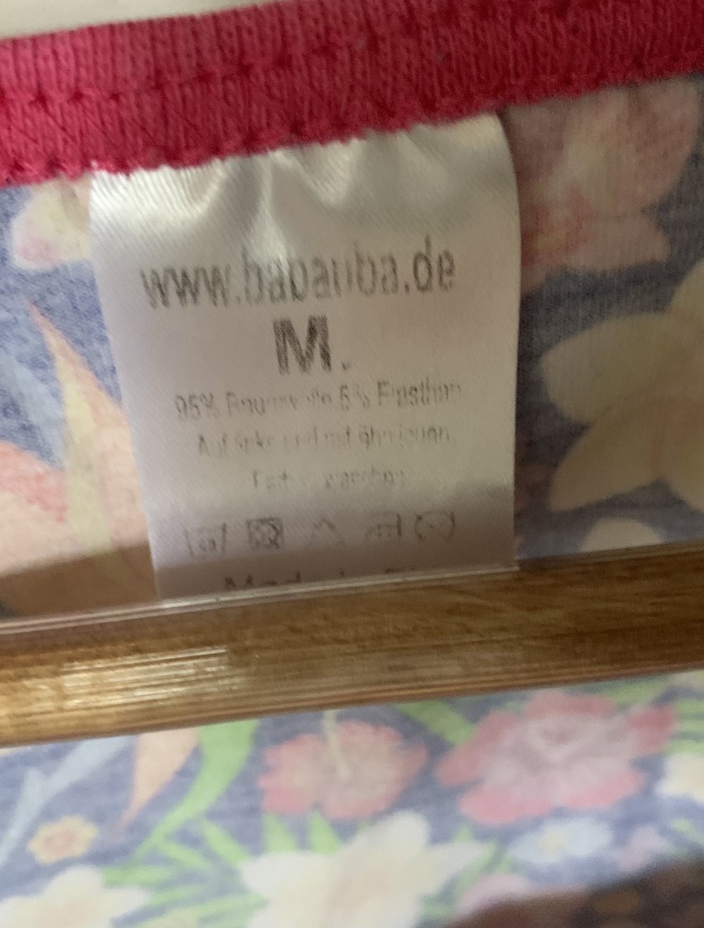 Farbenfrohes Shirt von Babauba