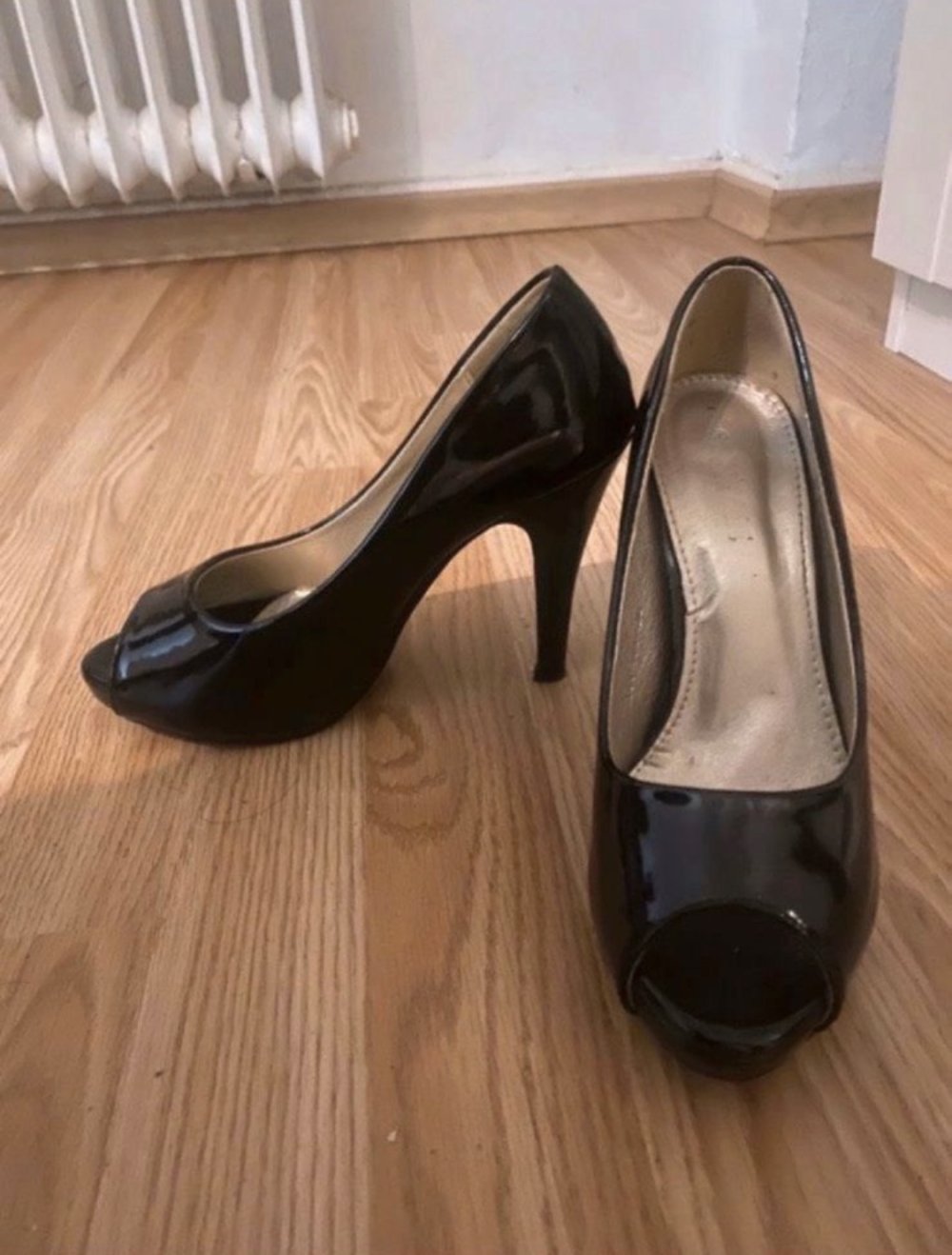 Lackschuhe
