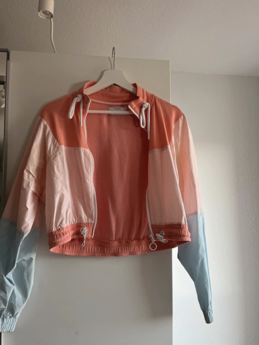 Leichte Jacke