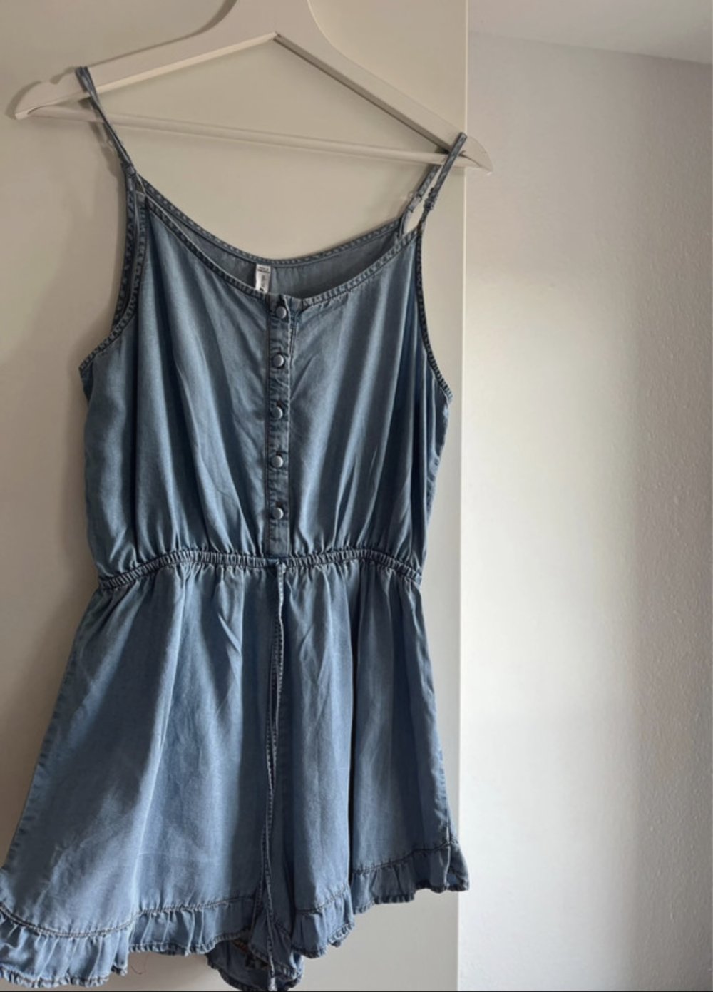 Blauer Jumpsuit