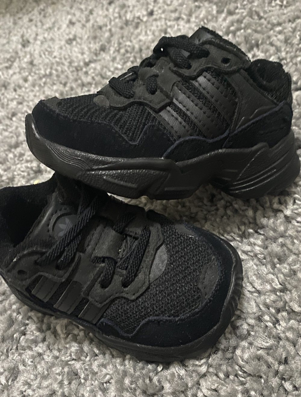 Adidas NEU