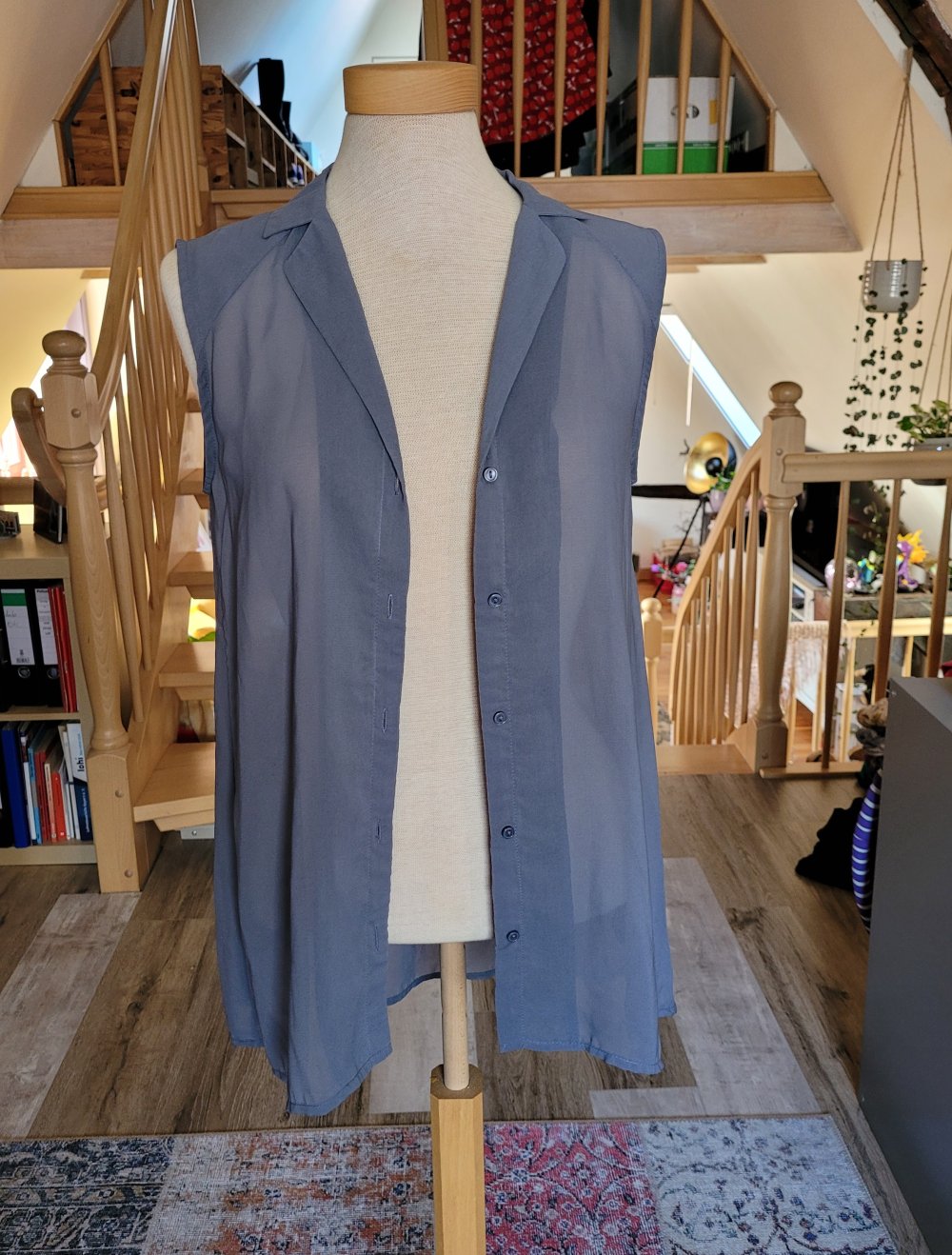 Bluse Ärmellos Chiffon blau grau
