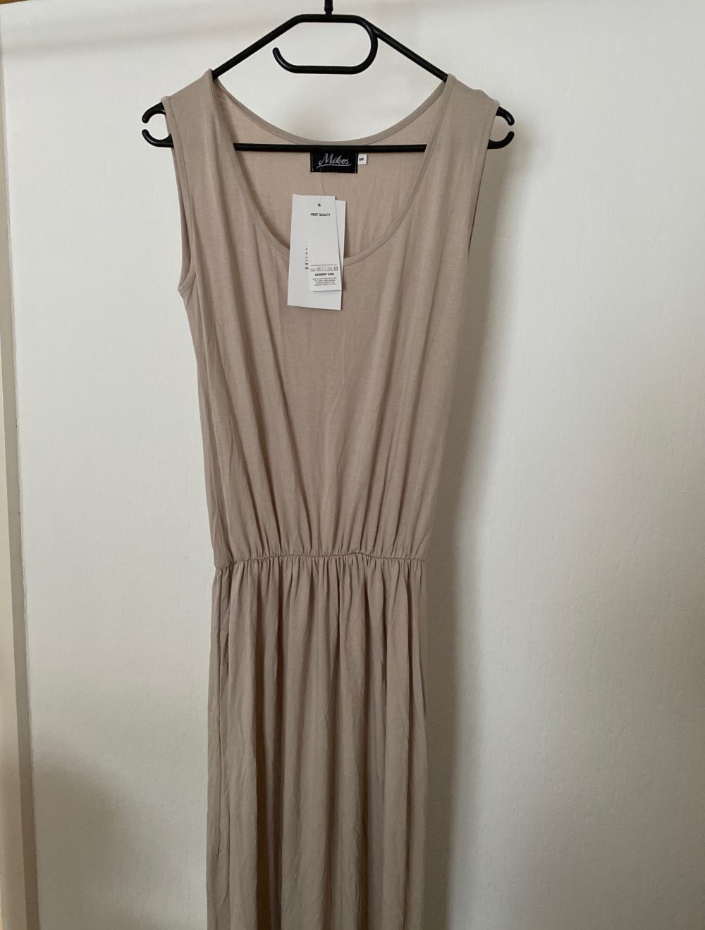 Langes Kleid