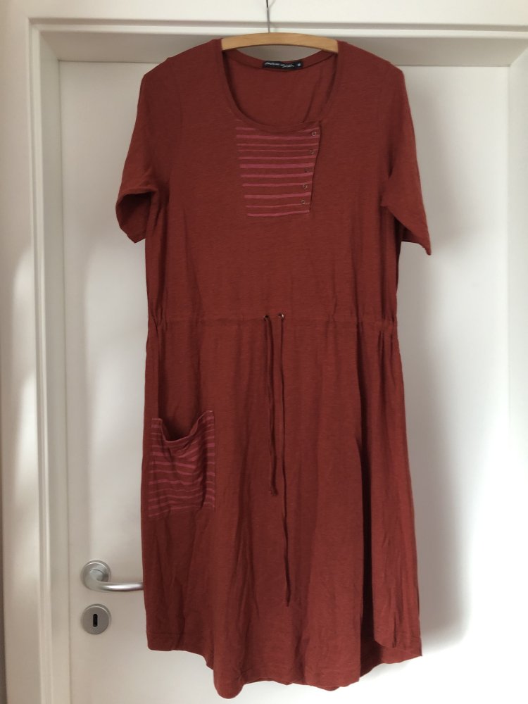 Kleid knielang