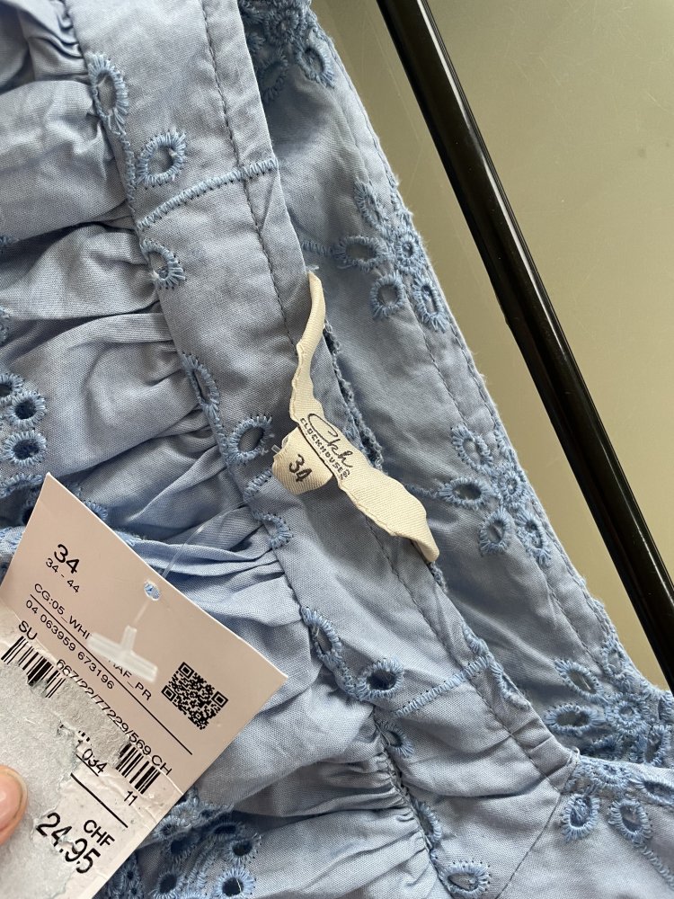 Jeansblaue Bluse mit Puffärmeln Gr. 34, NEU!