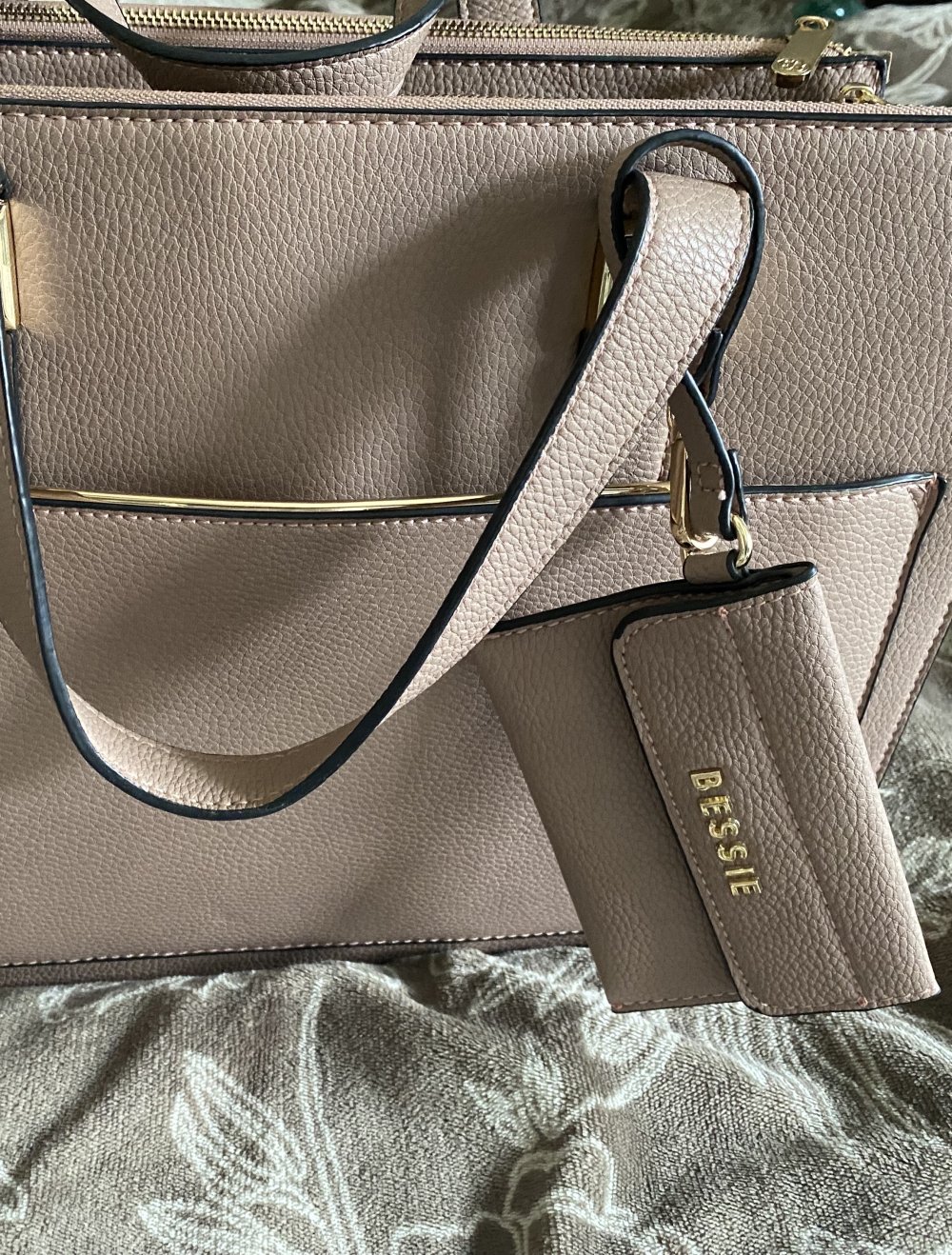 Handtasche