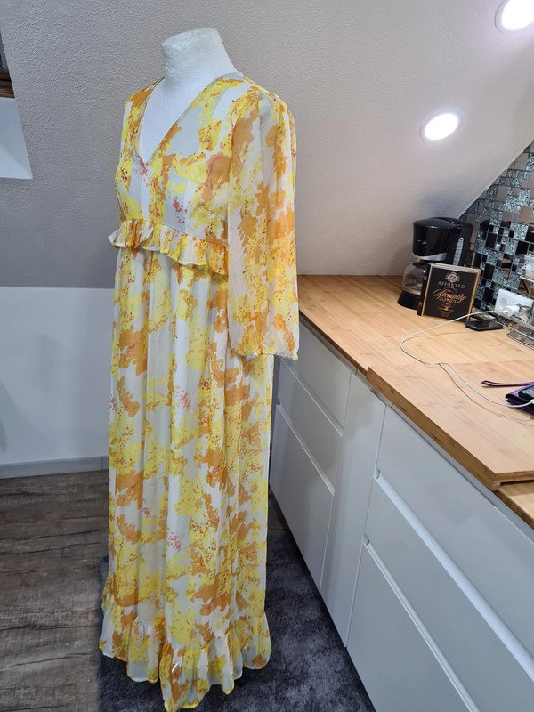 Maxikleid YAS Gr. S Langarm Kleid weiß gelb