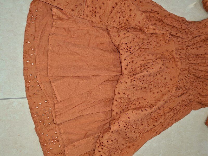 Minikleid Sommerkleid Lochmuster Vero Moda Gr. S orange €55