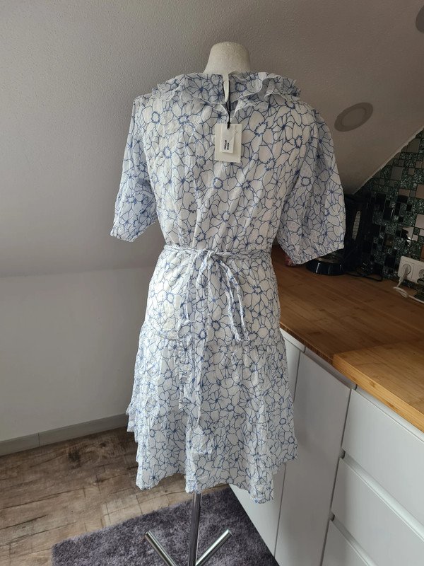 Wickelkleid Object Gr. 40 weiß/hellblau Baumwolle / Viscose €70