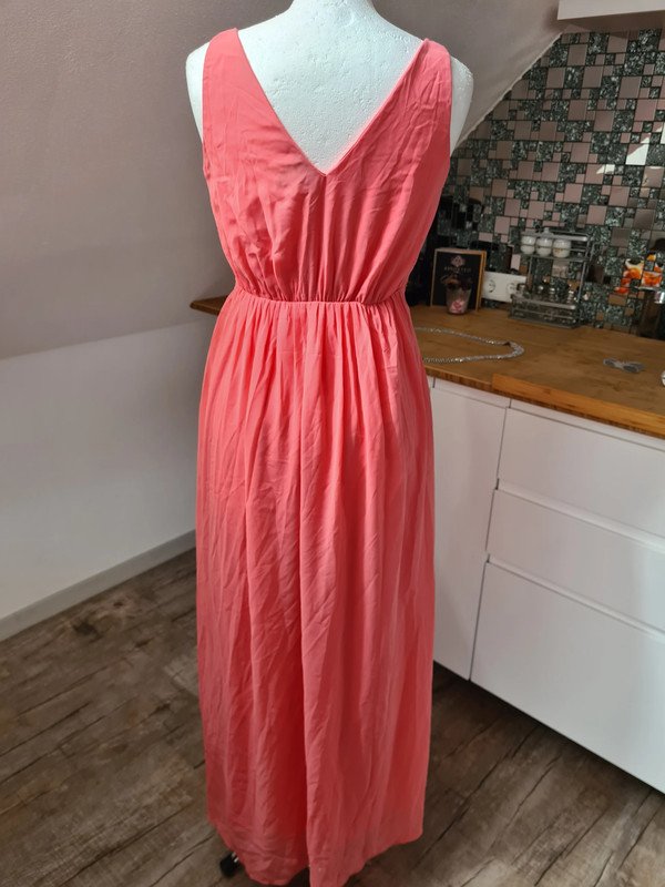 Maxikleid lachs koral, gr 34, Spitzenbordüre ,Vero Moda
