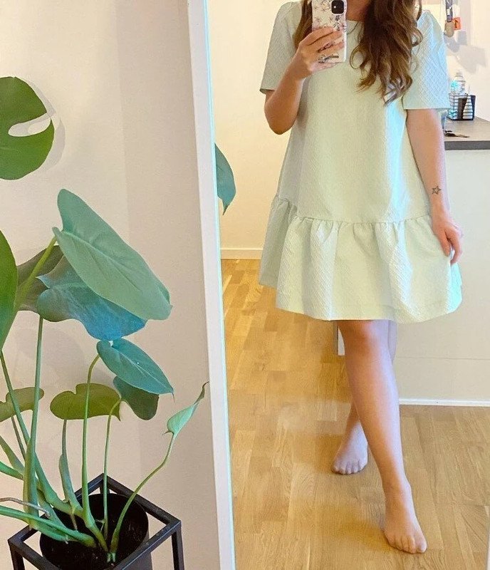 Minikleid YAS Gr. XS neu €80 mint / gold