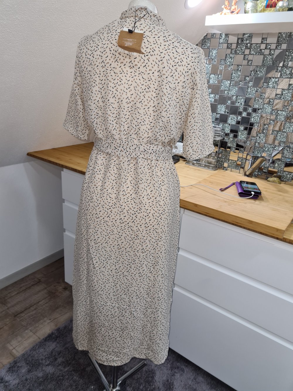Midikleid Aware by Vero Moda, Gr. XS Neu €50 basic casual
