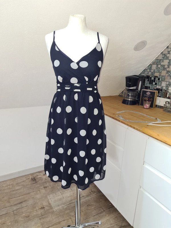 Sommerkleid Only Gr. 36 schwarz/weiß Kleid