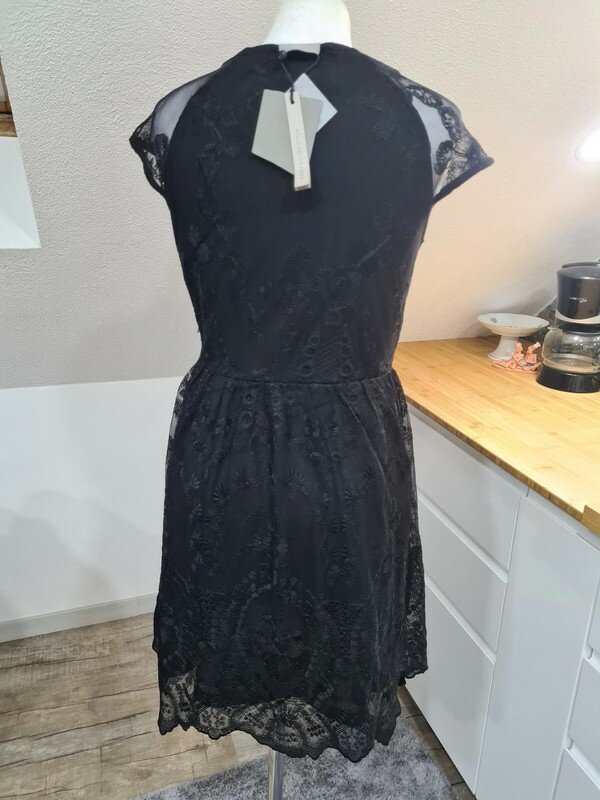 Vero Moda Sommerkleid Minikleid schwarz Gr. 38 (S-M) Kleid Spitze