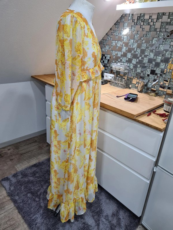 Maxikleid YAS Gr. S Langarm Kleid weiß gelb