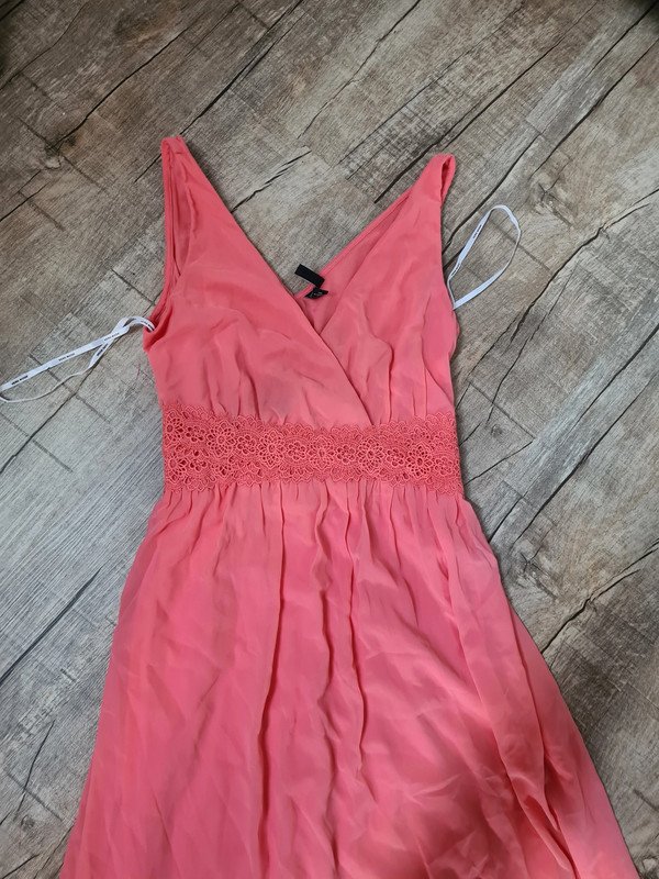 Maxikleid lachs koral, gr 34, Spitzenbordüre ,Vero Moda