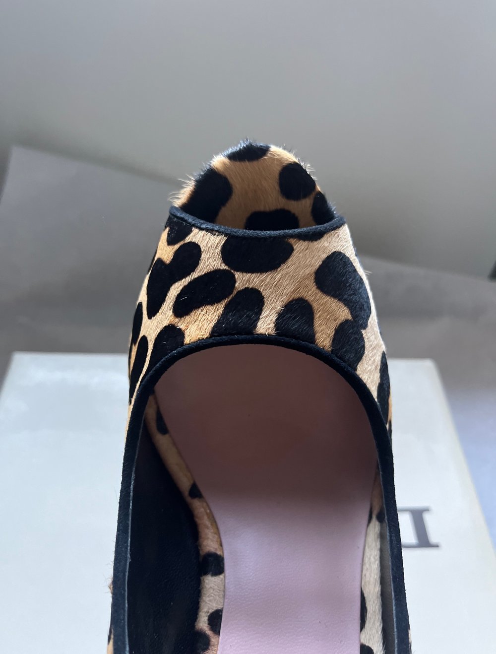 Pumps mit Leoparden Druck