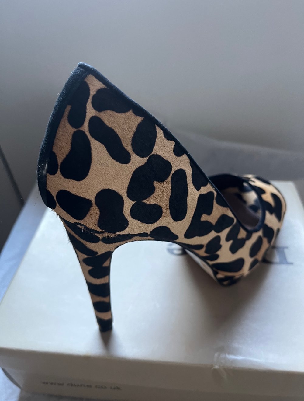Pumps mit Leoparden Druck