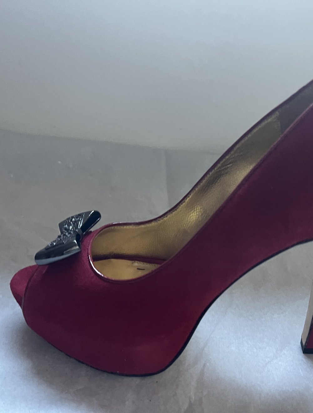 Pumps mit Schleife