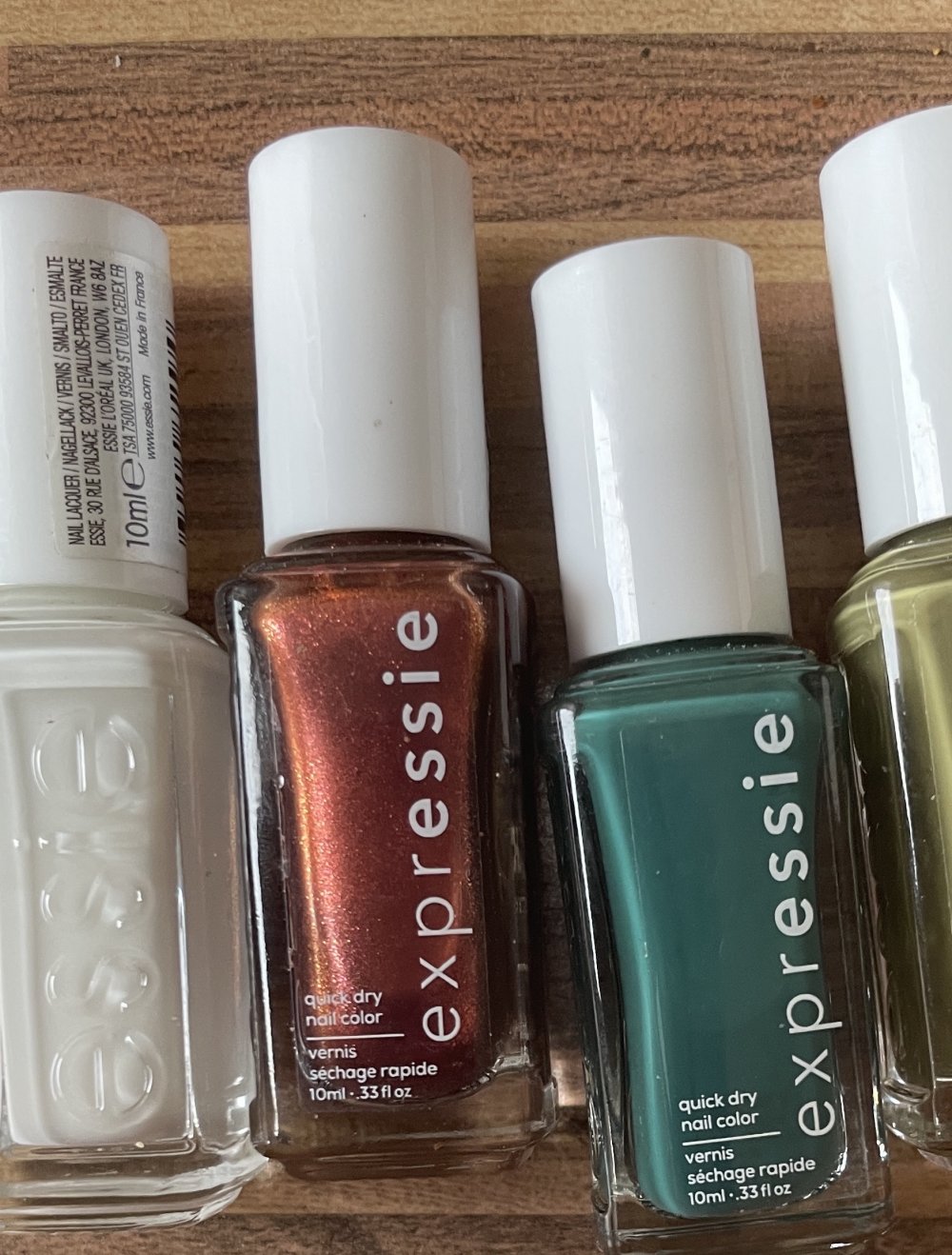 essie exoressie nagelneu