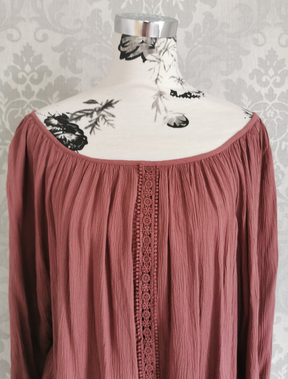 Only Tunika | Bluse | Shirt Gr. L Carmen Ausschnitt Häkelborte Cringle Optik