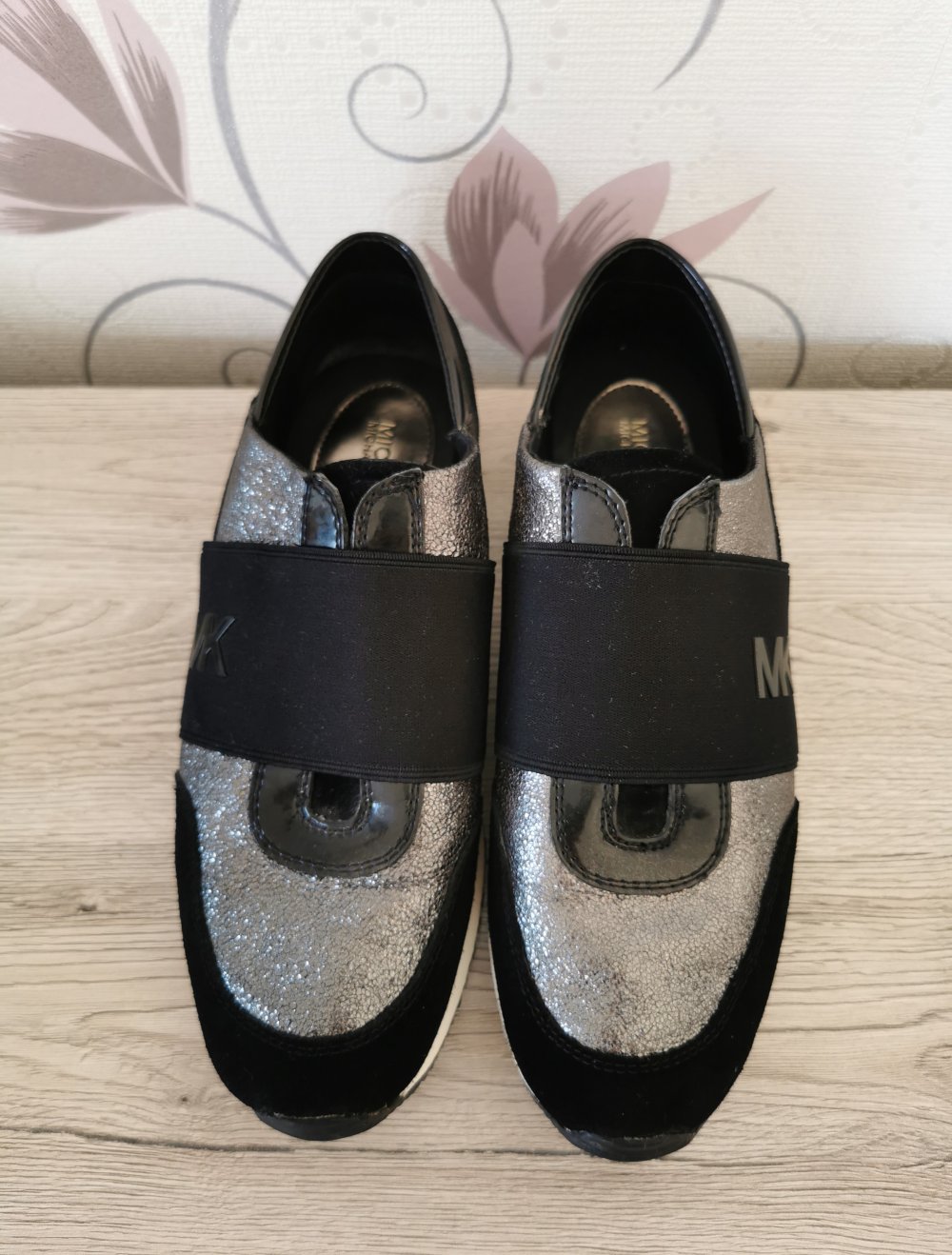 Michael Kors Schuhe | Sneaker | Trainers Gr. 38,5 schwarz mit Silber Gummibund Mk