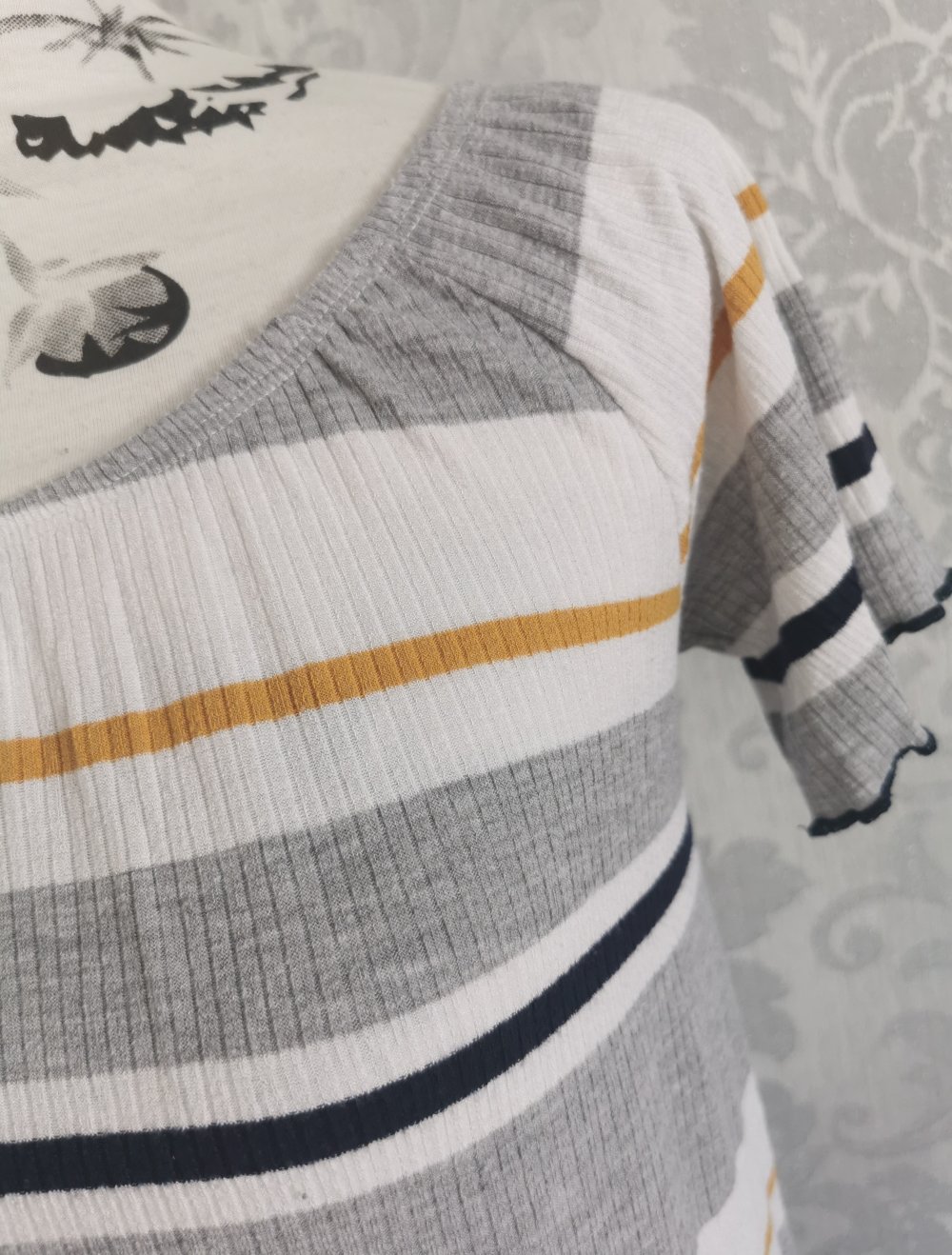 Clockhouse Cropped Tshirt Gr. S Carmen Ausschnitt gestreift stretchig