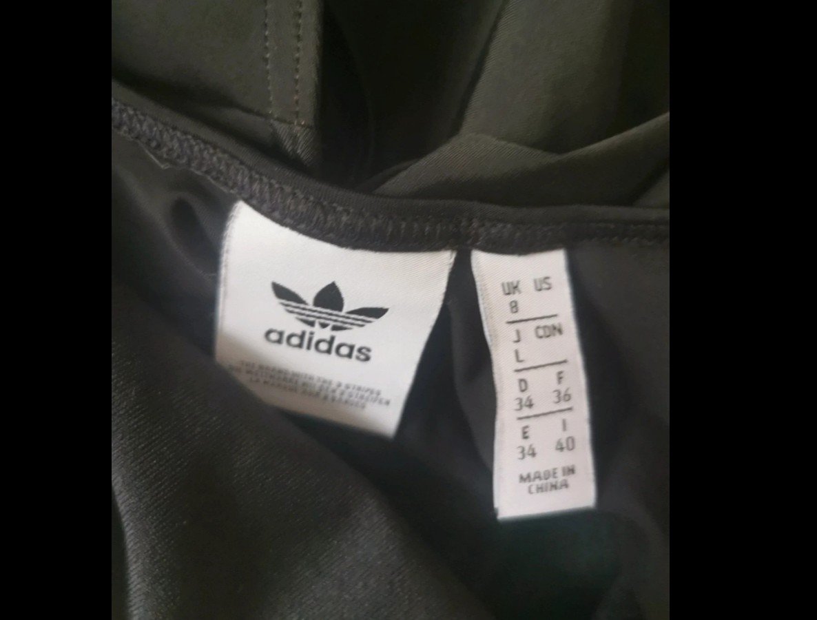 Adidas Badeanzug Gr. 34/ XS schwarz weißes Logo Neuwertig