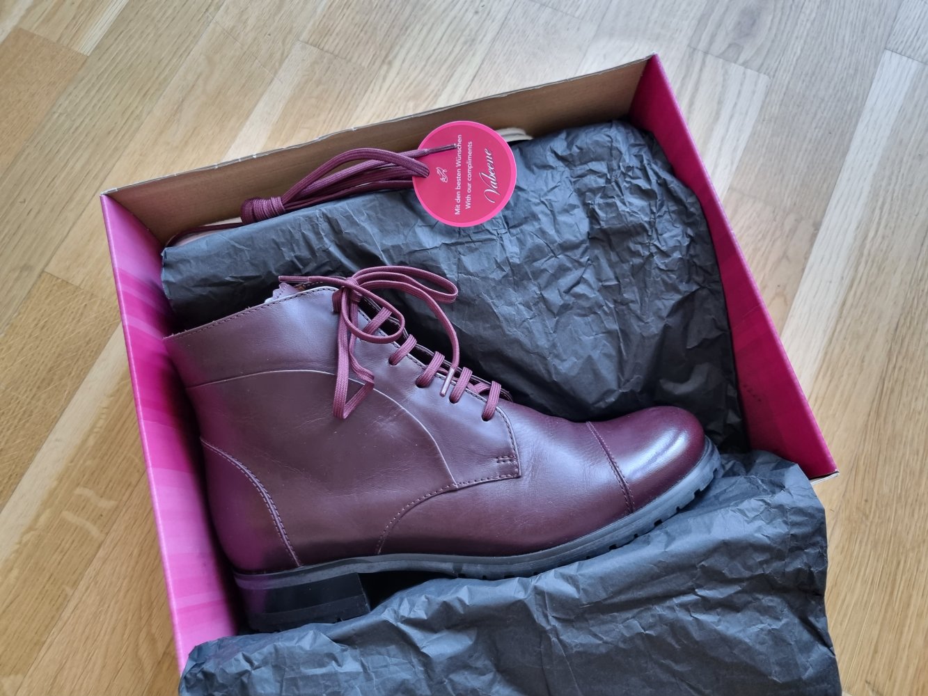 Stiefeletten - neu und nachhaltig produziert