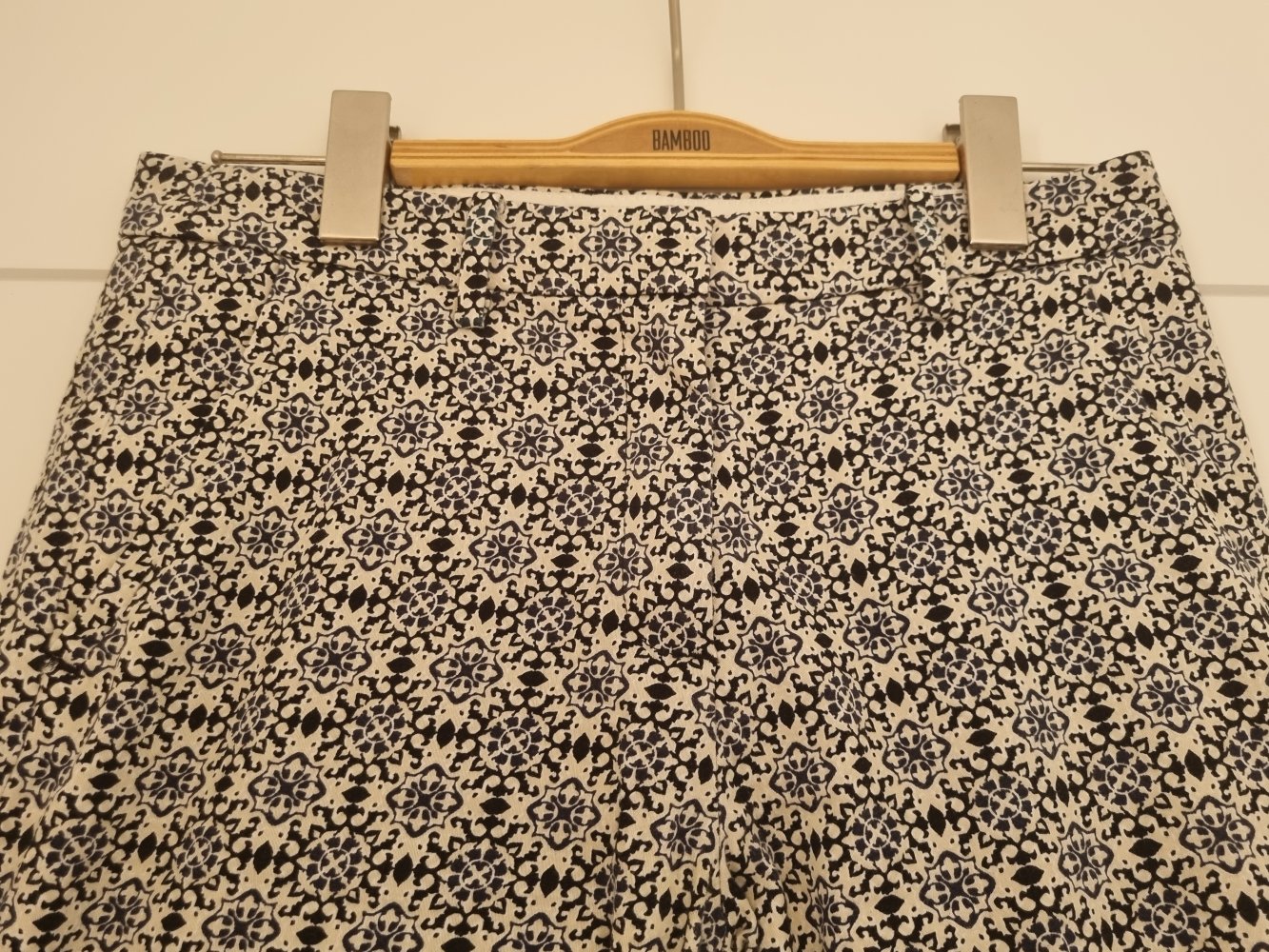 Chino-Hose für den Frühling