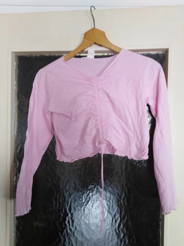 Kurzes rosa Oberteil - Gr. 146/152
