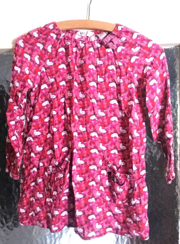 Kleidchen - Hello Kitty - Gr. 128 - H&M 