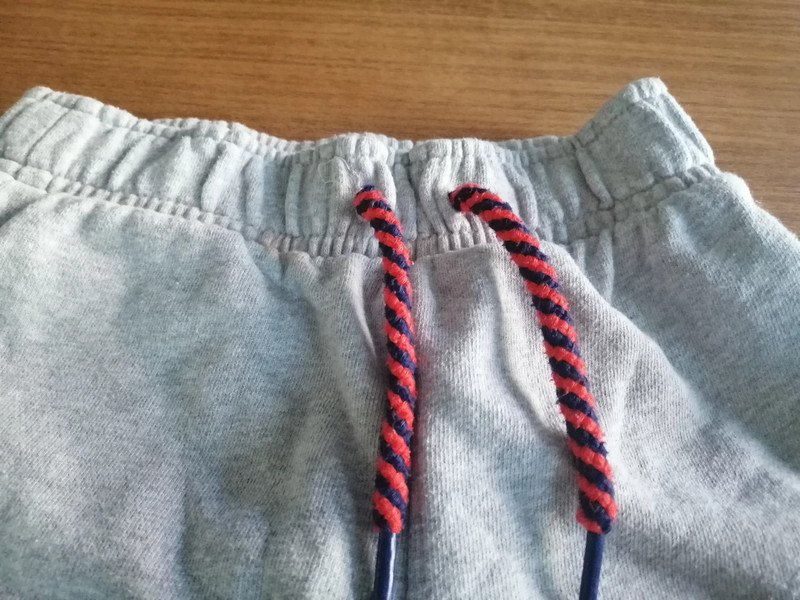 Graue Shorts- Gr. 110/116 - TCM