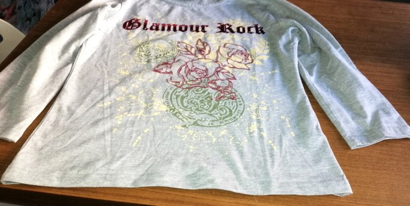 Graues Langarmshirt mit Aufdruck - Gr. 170/176 von outfit