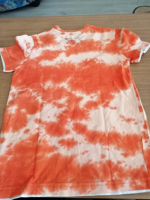 Gemustertes oranges Shirt - Gr. 128 - okay