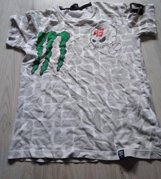 Graues Shirt mit Aufdruck - Gr. 134/140 - 10
