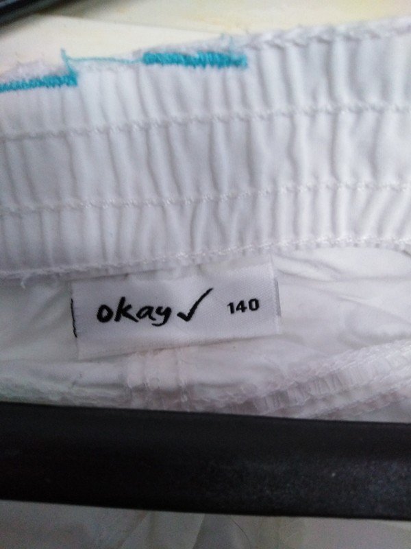 Weiße Caprihose - Gr. 140 - okay 