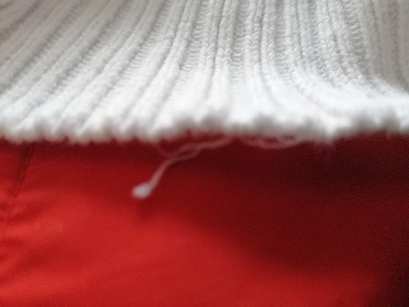 Weißer dünner Pulli - Gr. 134/140 - Yigga