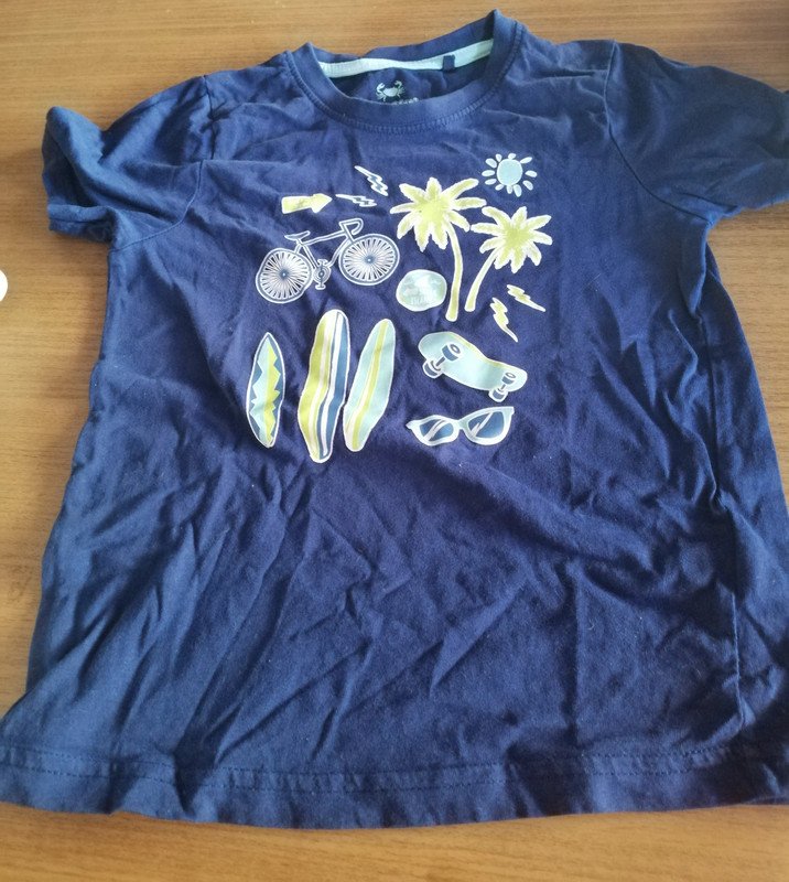 Blaues Shirt mit Aufdruck - Gr. 110/116 - lupilu