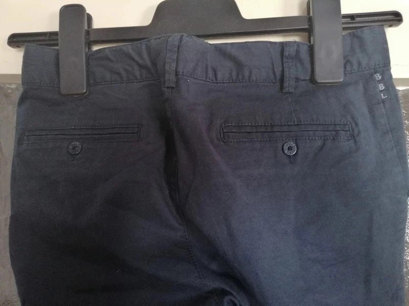 Dunkelblaue Hose - Gr. 140 - Bóboli