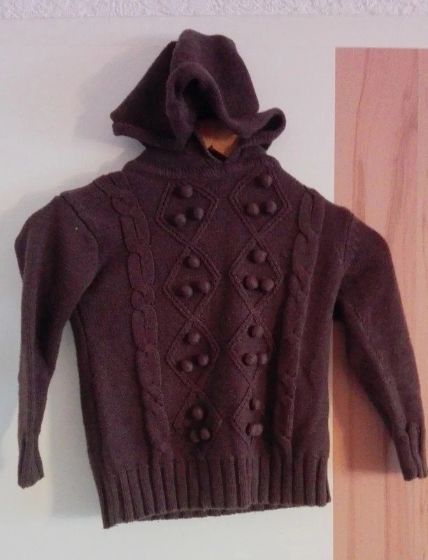 Brauner Strickpulli mit Kapuze - Gr. 86/92 - lupilu
