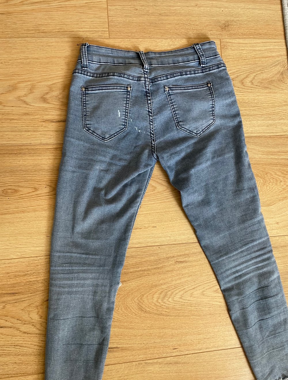jeans