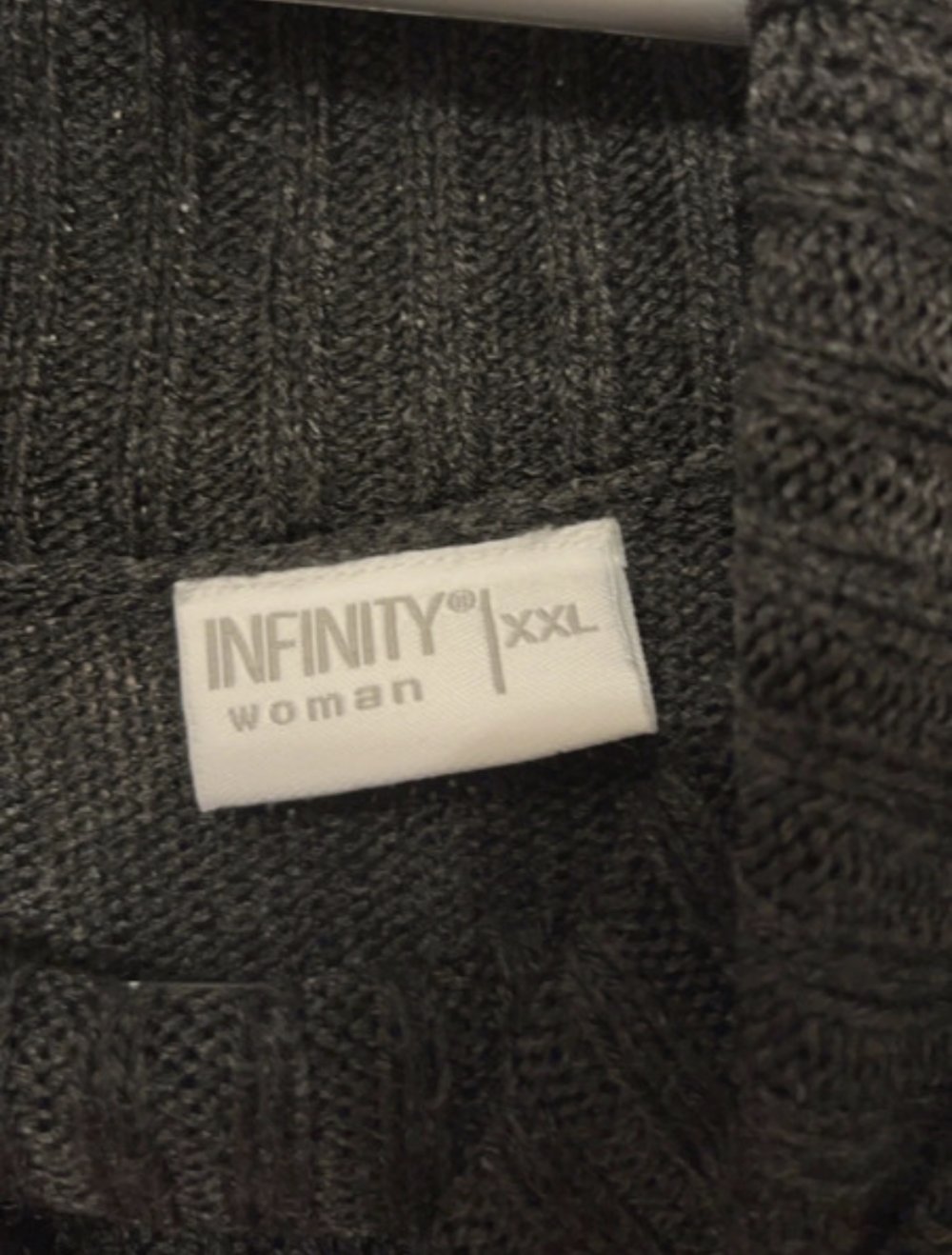 dünner Strickpullover